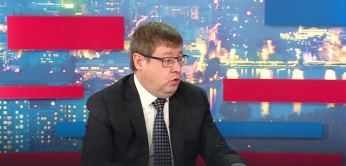 По новым правилам: брошенный автотранспорт теперь будет эвакуироваться