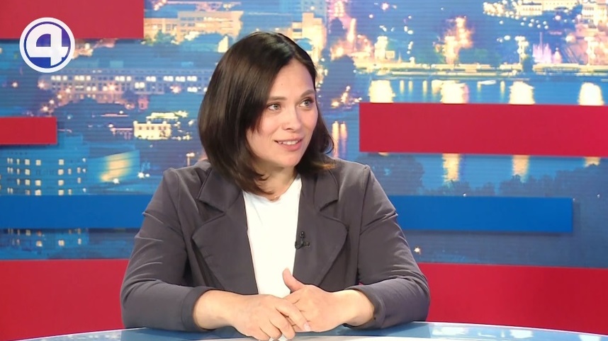 Вроде бы пандусы, поручни, туалеты есть, но воспользоваться ими нельзя