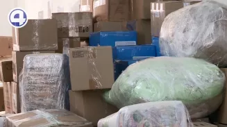 Более 100 тонн гуманитарной помощи отправлено из Екатеринбурга в Донбасс Более 100 тонн гуманитарной помощи отправлено из Екатеринбурга в Донбасс