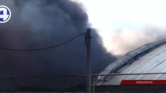 Серьёзный пожар в Невьянске на хлебокомбинате загорелось масло Серьёзный пожар в Невьянске на хлебокомбинате загорелось масло