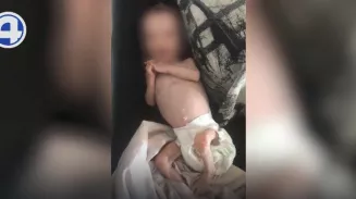В Карпинске суд приговорил женщину, которая держала новорождённую дочь в шкафу, к 5 годам колонии В Карпинске суд приговорил женщину, которая держала новорождённую дочь в шкафу, к 5 годам колонии