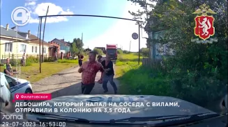 Дебошира, который напал на соседа с вилами, отправили в колонию на 3,5 года