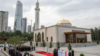 В Екатеринбурге открыли новый мусульманский духовно-просветительский центр В Екатеринбурге открыли новый мусульманский духовно-просветительский центр