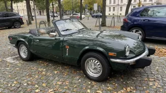 В Екатеринбурге продают Triumph Spitfire за 2,8 млн рублей В Екатеринбурге продают Triumph Spitfire за 2,8 млн рублей