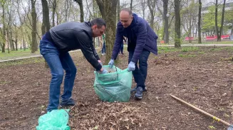 Екатеринбург готовится к месячнику чистоты с 1 апреля Екатеринбург готовится к месячнику чистоты с 1 апреля