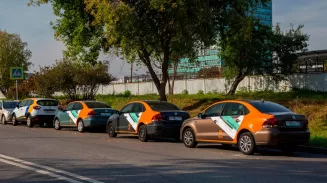 В Екатеринбурге сервис каршеринга ошибочно потребовал с клиентки 60 тысяч рублей за ДТП, которого не было В Екатеринбурге сервис каршеринга ошибочно потребовал с клиентки 60 тысяч рублей за ДТП, которого не было