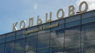 В Кольцово задержали пьяного дебошира