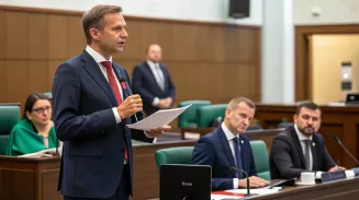 Денис Паслер поручил правительству оказать содействие в проведении Единого дня голосования Денис Паслер поручил правительству оказать содействие в проведении Единого дня голосования