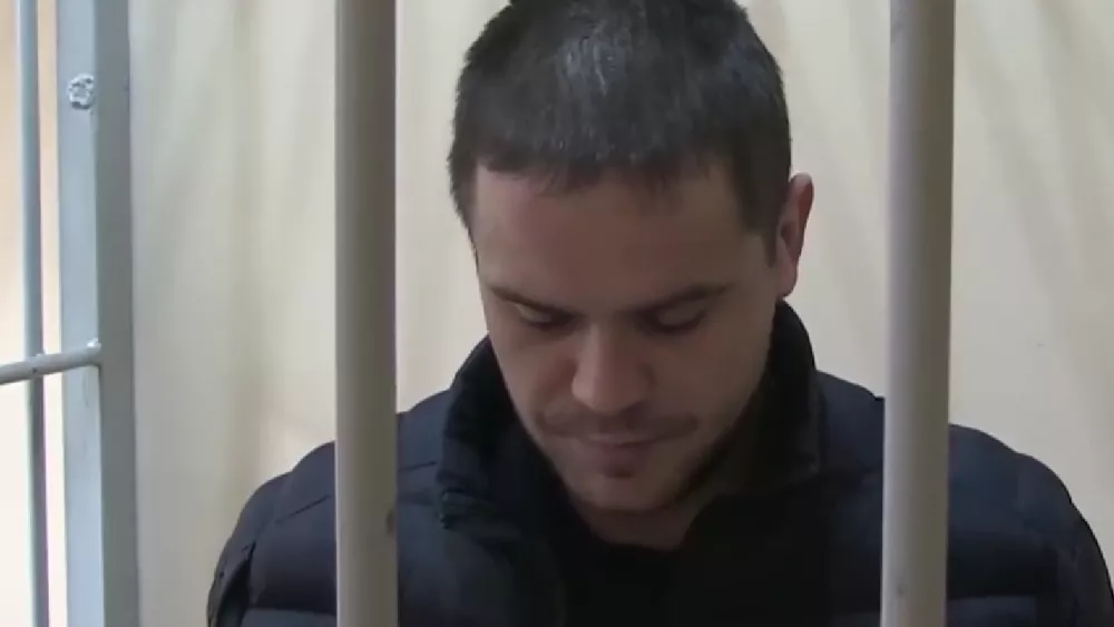 Курьер аферистов украл у пенсионерки из Екатеринбурга 4 млн рублей