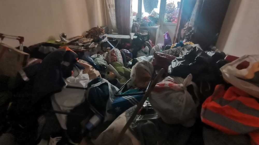 Суд в Екатеринбурге заставил супругов прибраться в квартире