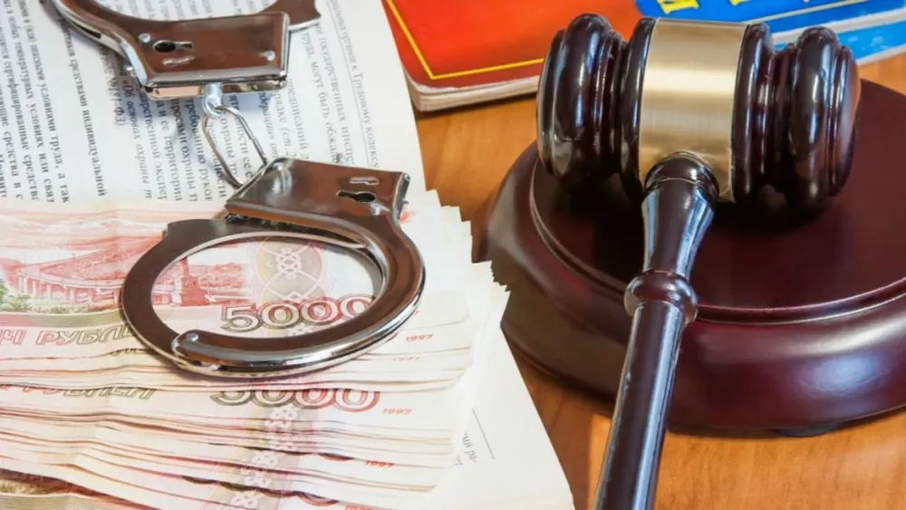 В Екатеринбурге двое мужчин предстанут перед судом за мошенничество на 16 млн рублей