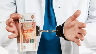 Медик из Екатеринбурга осужден за выдачу фиктивных справок Медик из Екатеринбурга осужден за выдачу фиктивных справок