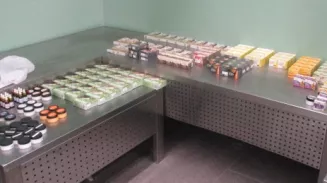 Таможенники Кольцово задержали женщину с 23 кг индийской косметики Таможенники Кольцово задержали женщину с 23 кг индийской косметики