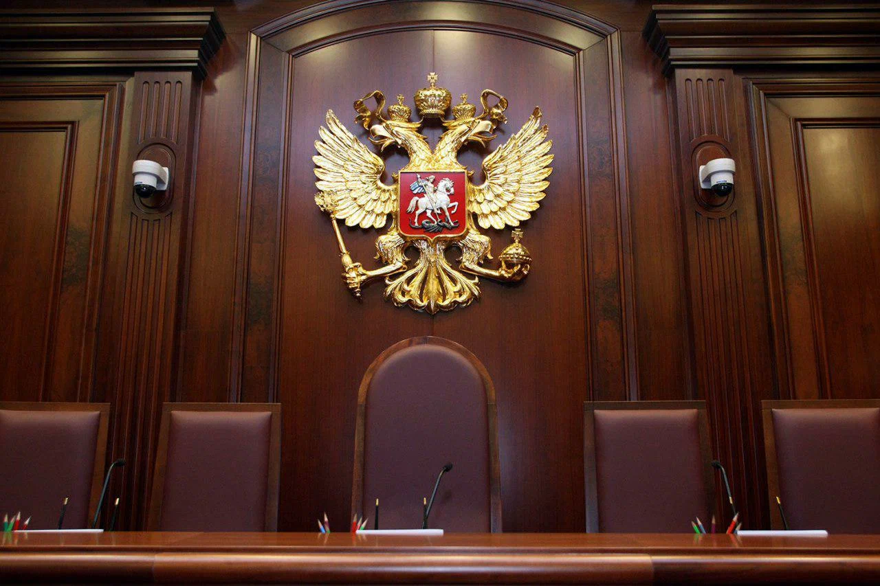 Банду в Екатеринбурге осудили за разбои на 53 млн рублей Банду в Екатеринбурге осудили за разбои на 53 млн рублей