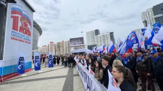 Праздник весны и труда: на Урале прошли торжественные демонстрации Праздник весны и труда: на Урале прошли торжественные демонстрации