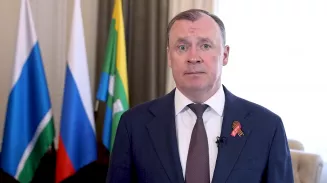 Мэр Екатеринбурга Алексей Орлов поздравил горожан с 80-летием Великой Победы Мэр Екатеринбурга Алексей Орлов поздравил горожан с 80-летием Великой Победы