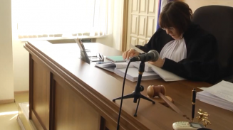 Стартовал суд над экс-полицейским, обвиняемым в превышении должностных полномочий Стартовал суд над экс-полицейским, обвиняемым в превышении должностных полномочий