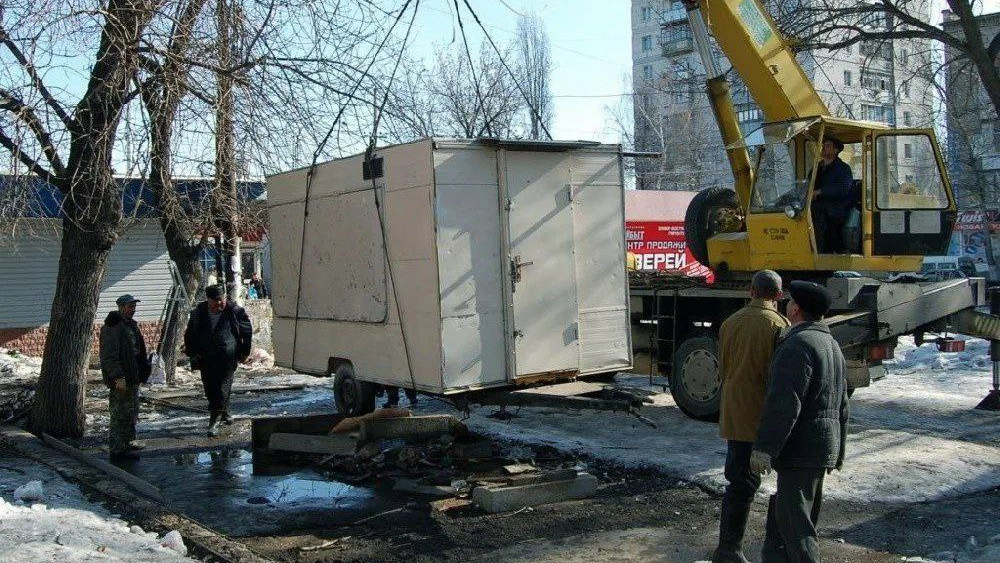 В Екатеринбурге приступили к демонтажу 249 киосков