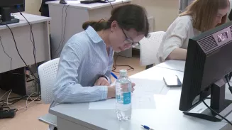 "Ледокол знаний": уральские школьники борются за участие в арктической экспедиции "Ледокол знаний": уральские школьники борются за участие в арктической экспедиции
