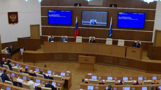 Денис Паслер заслушал доклад о работе правительства за 2024 год Денис Паслер заслушал доклад о работе правительства за 2024 год