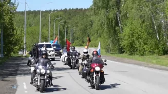 В Екатеринбурге побывали участники Всероссийского автомотопробега, посвящённого советским разведчикам В Екатеринбурге побывали участники Всероссийского автомотопробега, посвящённого советским разведчикам