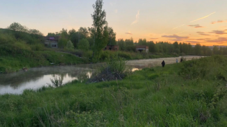 14-летний школьник утонул в местном водоеме во время купания 14-летний школьник утонул в местном водоеме во время купания