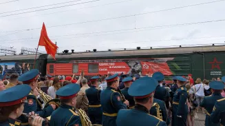 Поезд Минобороны «Единство в памяти» принял в Екатеринбурге более 7 тысяч посетителей Поезд Минобороны «Единство в памяти» принял в Екатеринбурге более 7 тысяч посетителей