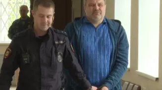 Суд отправил в колонию бывшего главу Дегтярска за взятку Суд отправил в колонию бывшего главу Дегтярска за взятку