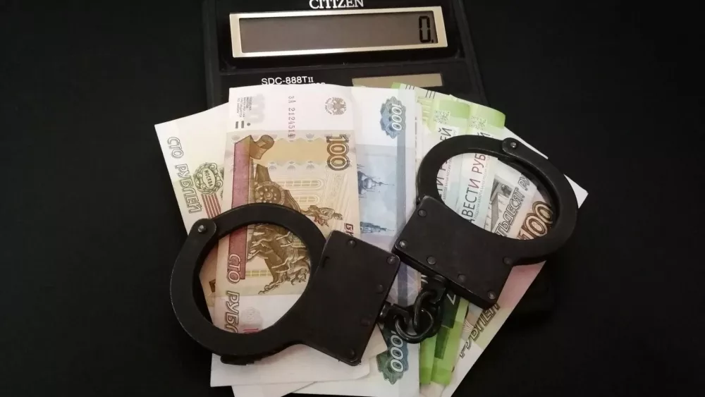 Свердловский суд аннулировал кредиты, оформленные мошенниками на екатеринбуржца