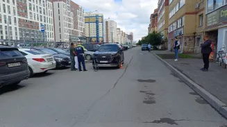 Иномарка сбила 11-летнюю девочку на улице Краснолесья