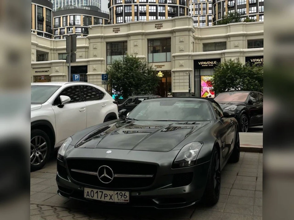 Редкий Mercedes SLS AMG GT Final Edition заметили в Екатеринбурге