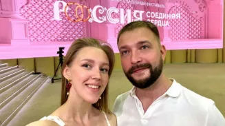 Две уральские пары представляют Свердловскую область на Всероссийском свадебном фестивале Две уральские пары представляют Свердловскую область на Всероссийском свадебном фестивале