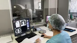 Хирурги из Екатеринбурга экстренно прооперировали 20-летнего пациента с переломом позвоночника и спасли ему жизнь Хирурги из Екатеринбурга экстренно прооперировали 20-летнего пациента с переломом позвоночника и спасли ему жизнь