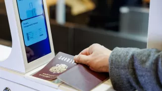 В аэропорту Кольцово заработала система саморегистрации пассажиров В аэропорту Кольцово заработала система саморегистрации пассажиров