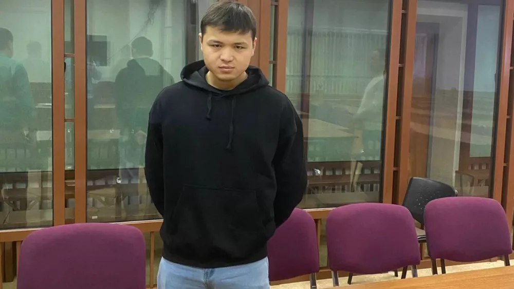 Узбекистанец осужден за прикуривание от Вечного огня в Среднеуральске Узбекистанец осужден за прикуривание от Вечного огня в Среднеуральске