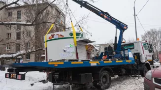 Денис Паслер приостановил демонтаж торговых киосков в Екатеринбурге Денис Паслер приостановил демонтаж торговых киосков в Екатеринбурге