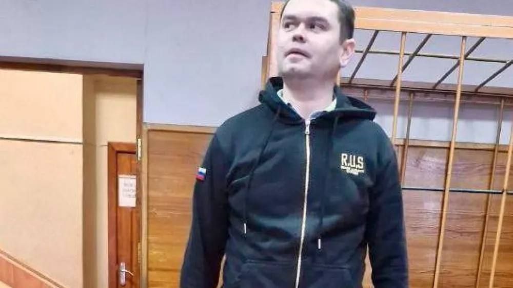 Экс-полицейский в Екатеринбурге получил 7 лет за попытку взятки в 200 млн рублей