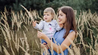 Россиянок с детьми до трех лет будут принимать на работу без испытательного срока