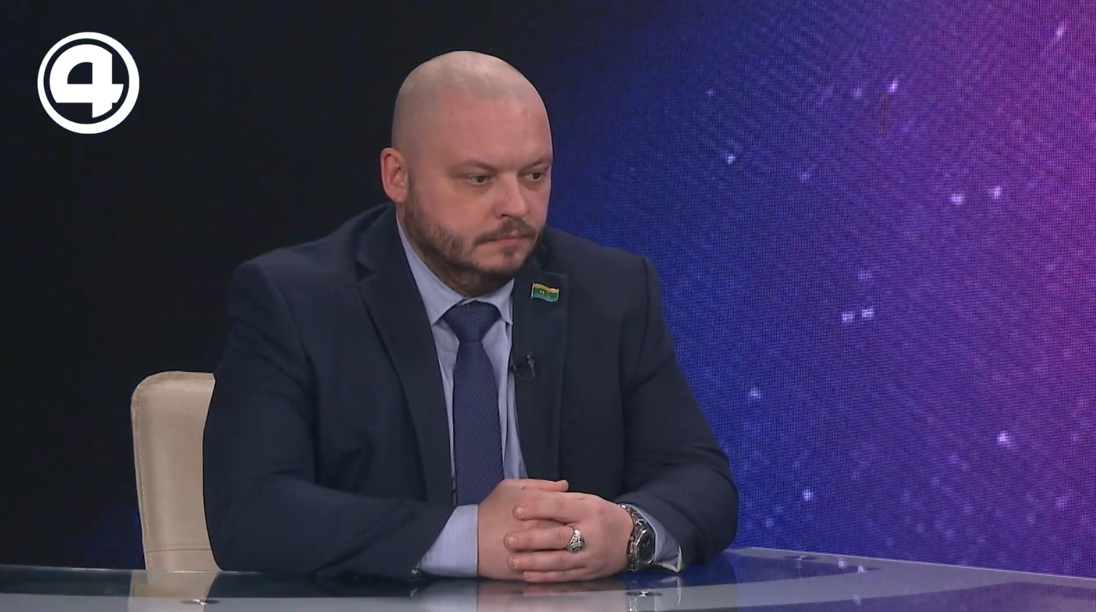 Какие меры поддержки нужно ввести для свердловских студентов-медиков? Какие меры поддержки нужно ввести для свердловских студентов-медиков?