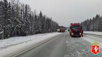 Два грузовика столкнулись на трассе «Пермь-Екатеринбург»