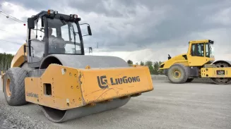 Более 460 млн рублей направят на дороги в городах Свердловской области Более 460 млн рублей направят на дороги в городах Свердловской области