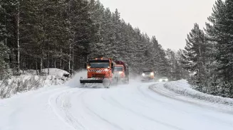 Коммунальщики вывезли из Екатеринбурга более 21 тысячи тонн снега за ночь