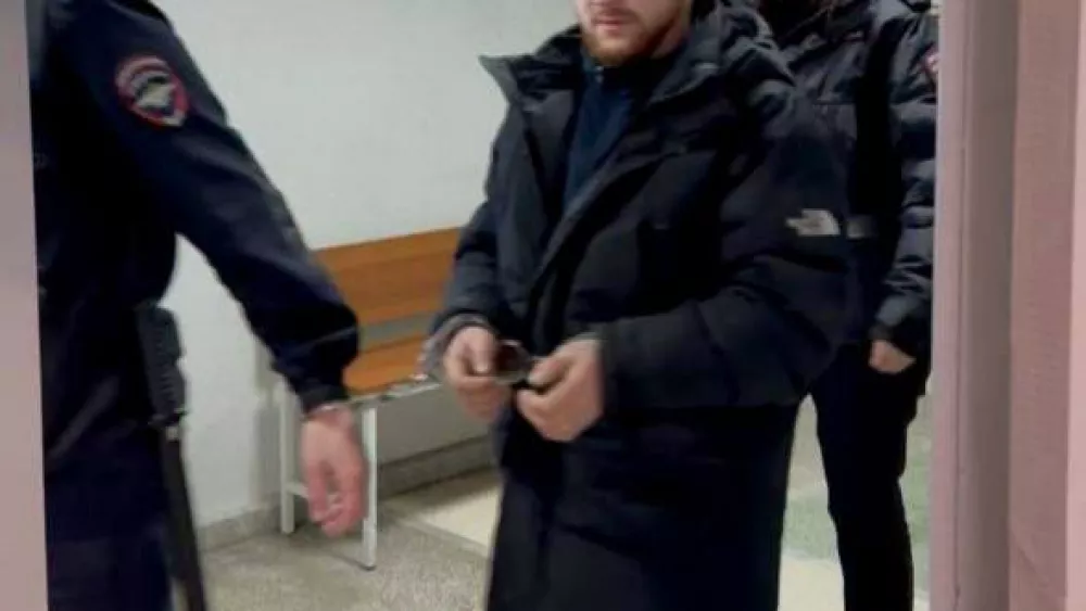 Подозреваемых в изнасиловании школьницы в Екатеринбурге отправили под стражу на 2 месяца