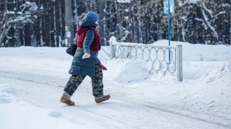Возвращать деньги за ЖКУ при плохой уборке снега предложили в Госдуме Возвращать деньги за ЖКУ при плохой уборке снега предложили в Госдуме