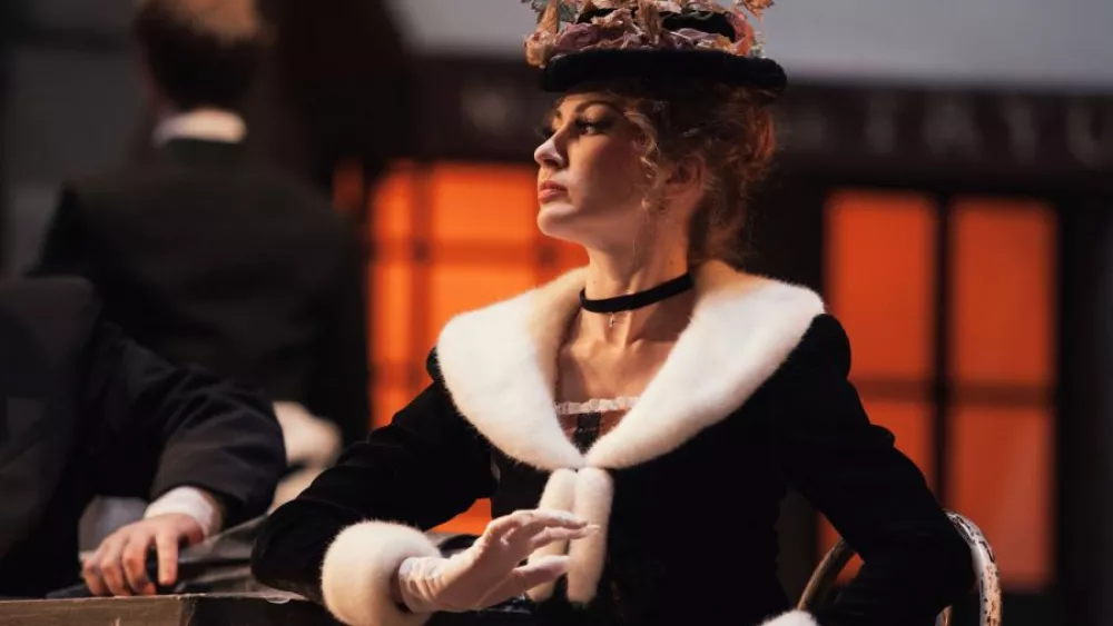 Владимир Путин присвоил звание «Заслуженный артист РФ» солистке Урал Оперы Владимир Путин присвоил звание «Заслуженный артист РФ» солистке Урал Оперы