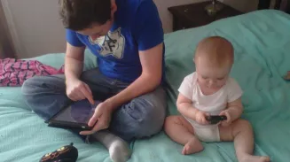 «Отцовский капитал» до 2 млн рублей предложили ввести в России «Отцовский капитал» до 2 млн рублей предложили ввести в России