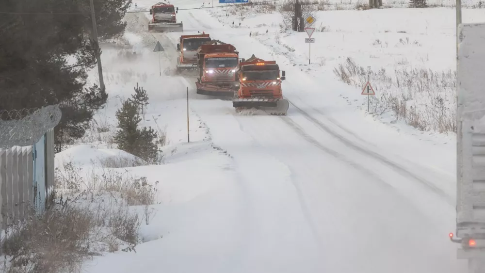 Более 27 тысяч тонн снега вывезли из Екатеринбурга коммунальщики за выходные