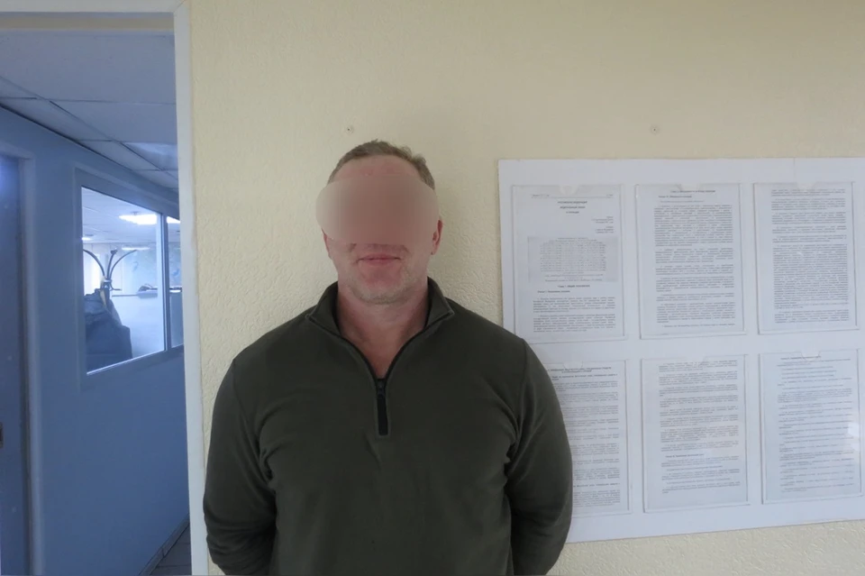 В Кольцово оштрафовали пассажира, курившего в самолёте из Благовещенска