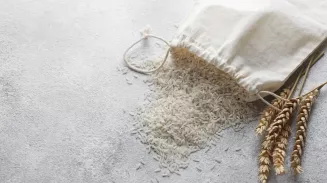 В Екатеринбург нелегально ввезли 60 тонн рисовой муки В Екатеринбург нелегально ввезли 60 тонн рисовой муки