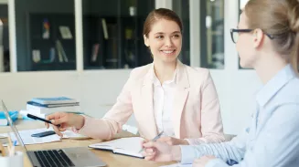 Дать приоритет россиянам перед мигрантами при приёме на работу предлагают депутаты Дать приоритет россиянам перед мигрантами при приёме на работу предлагают депутаты